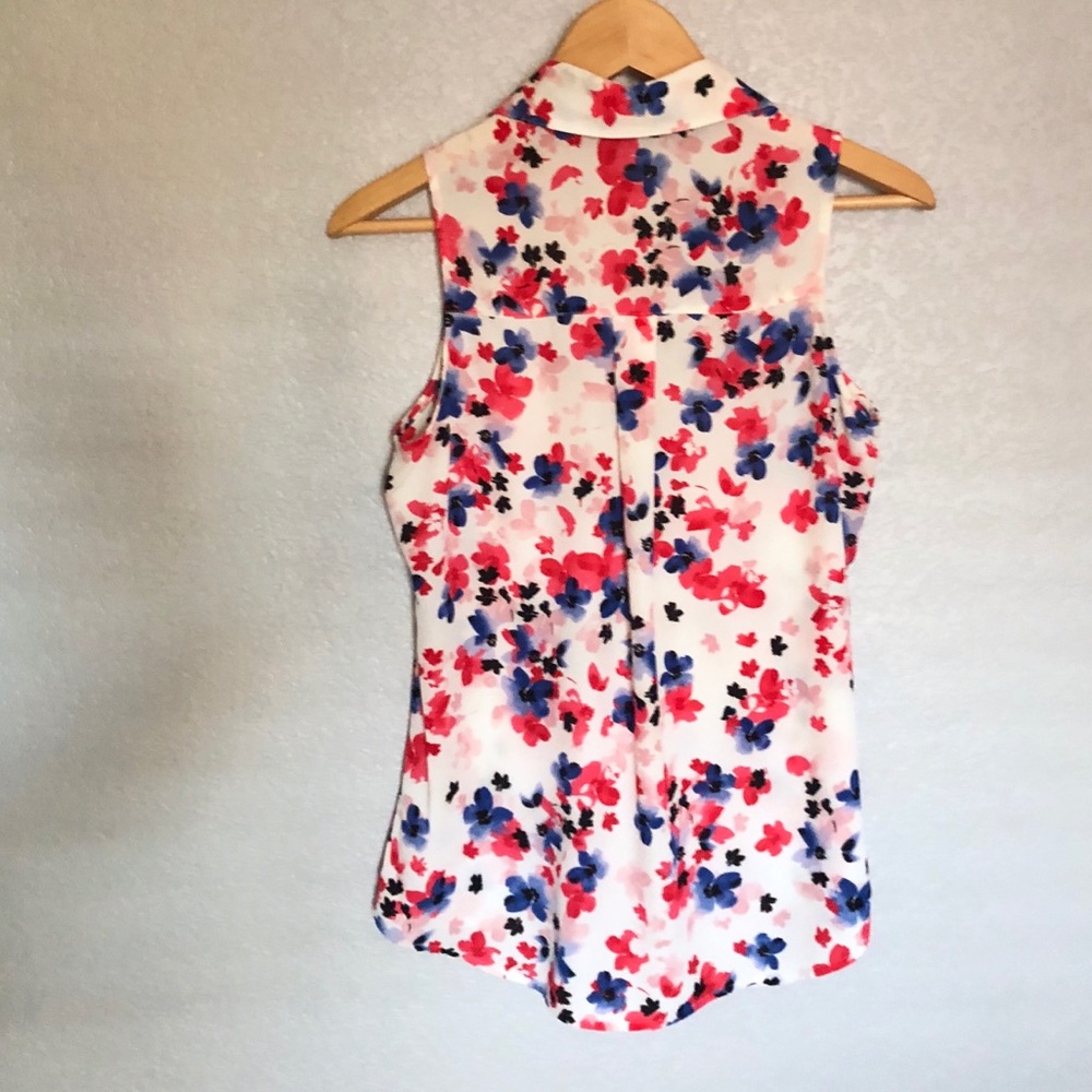 EXPRESS FLORAL SLEEVELESS TOP - Picture 4 of 4